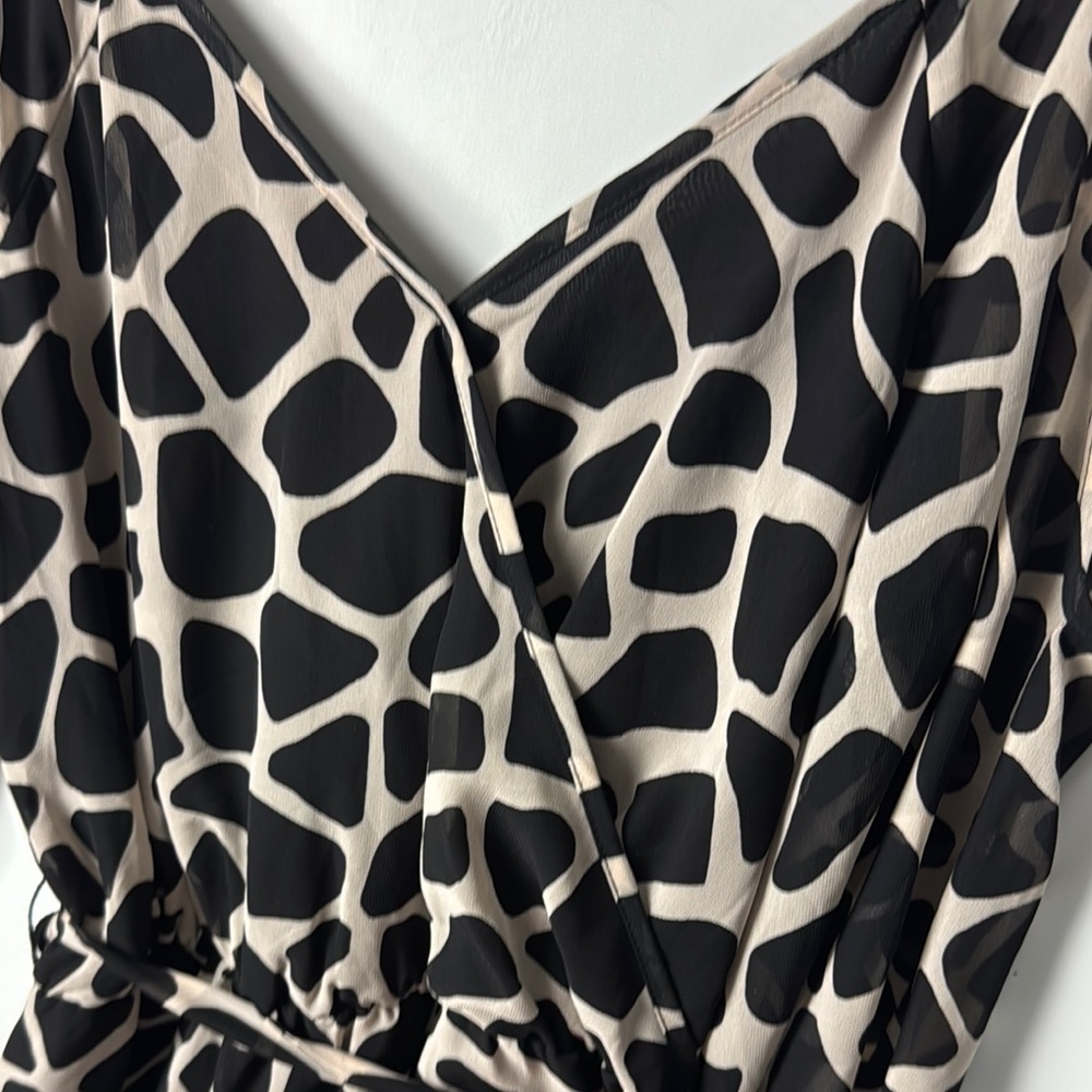 Bar III Animal Print Peek a Boo Sleeve Maxi NWT SZ S self tie Party Cocktails - Picture 5 of 12